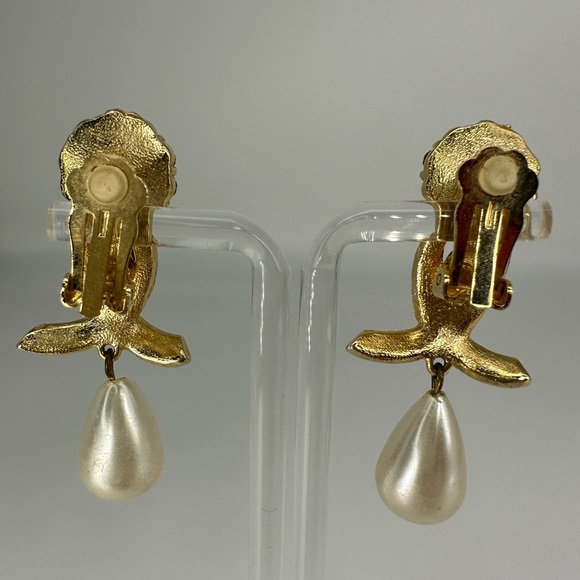 Vintage Faux Drop Pearl Rhinestone clip earrings - Picture 6 of 7
